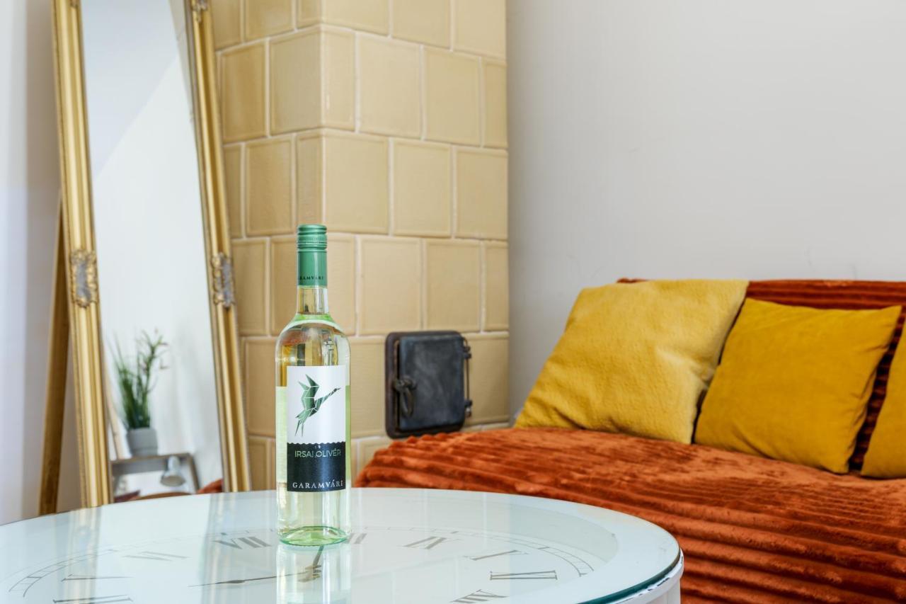 Margaret Apartment By The Danube Budapest Exterior photo