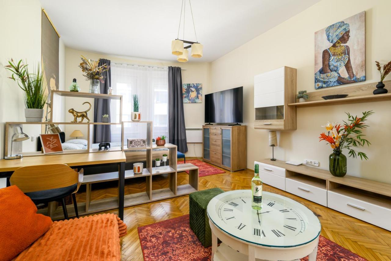 Margaret Apartment By The Danube Budapest Exterior photo